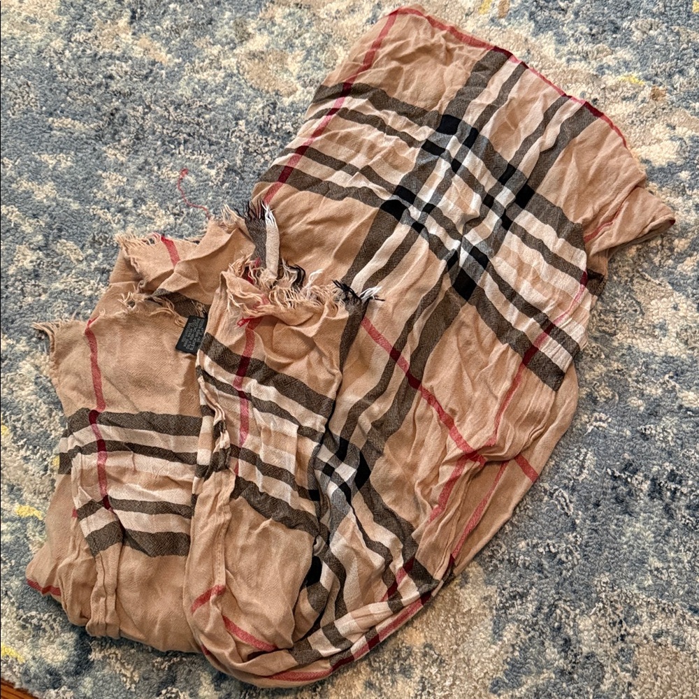 V. Fraas Lightweight Plaid Scarf camel beige viscose